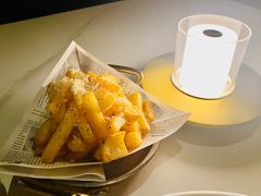 -Mogul Eatery·大亨餐酒馆