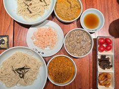 -裕兴记•蟹黄面馆(人民广场店)