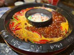 -成渝龙火锅(都江堰店)