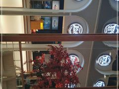 -三人行骨头王火锅(长寿店)