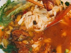 酸菜牛腩粉-三两粉(石厦时代广场店)