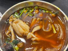 -鸿顺老铁锅美蛙鱼府(解放碑店)