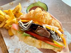 -青岛香格里拉·鱼跃地中海西餐厅