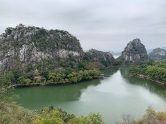 -星湖旅游景区七星岩