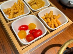 -花菇朵·云山雀 ll 野生菌锅·野果酸汤·精品滇菜(万柳店)