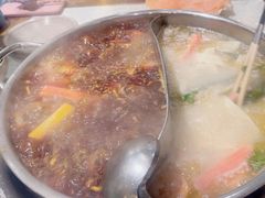 -肖肖酸萝卜鱼火锅(总店)