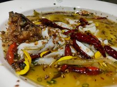 -渔语鱼酸菜鱼新川菜(来福士店)