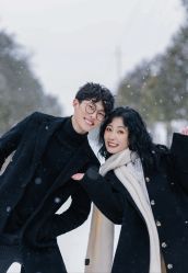 -樱花婚纱摄影