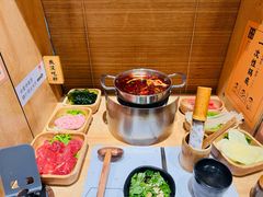 -独食火锅·半米屋台(直营总店)