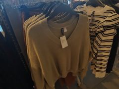 -H&M(鹏欣水游城店)