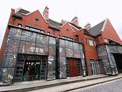 -钟书阁(松江泰晤士小镇店)