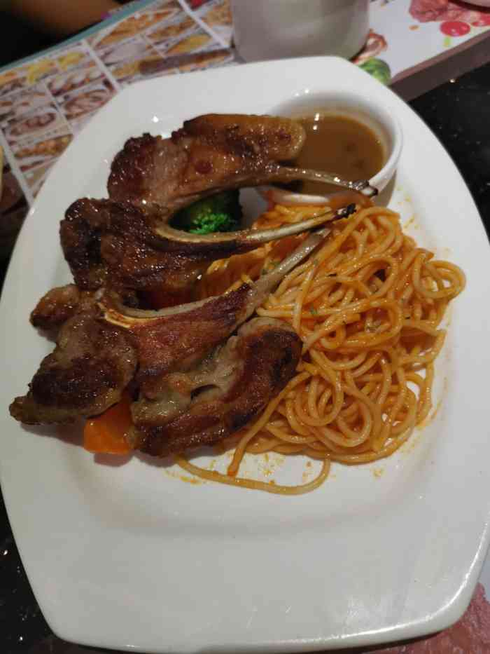 南都咖啡西餐厅(福星路店)-"爱吃港式茶餐厅的人看到评价高的茶餐厅会