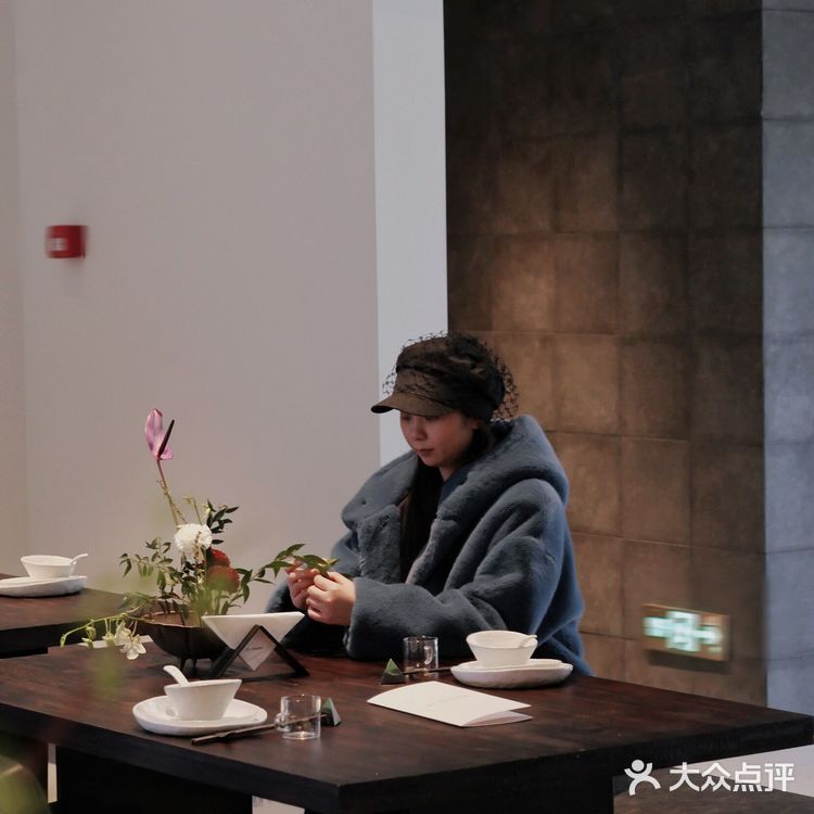 来重庆解放碑必打卡的中餐厅‼️半山川刷新对川菜的认知  