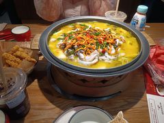 -山城外·非遗酸菜鱼(蜀都万达店)