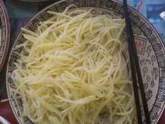 -乡土特色.冷锅鱼.牦牛肉汤锅