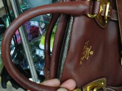 Prada 老化磨损翻新上色-A&G奢侈品护理(万科旗舰店)