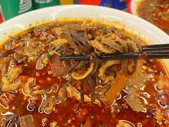 -洪霞餐馆·川菜·鲜货现炒(两江春城店)