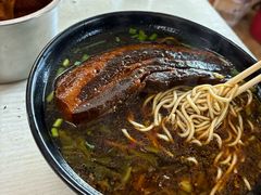 -小龙大肉面馆