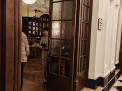 -LONG BAR 廊吧(外滩华尔道夫酒店)