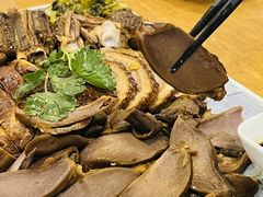 -唔止卤嘢·潮州菜(鹭江店)