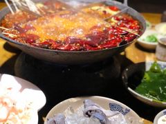 -白乐天毛肚火锅馆(南滨路店)