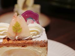 白桃拿破仑酥-KNOTKNOT珞珞·日式甜品(K11店)