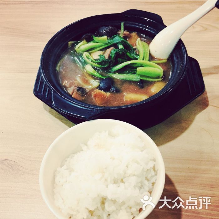 其他地区 奉化银泰城 小吃快餐 小吃 百思味黄焖鸡米饭(奉化店) 所有