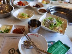 -韩香福烤肉庄园(荣成店)