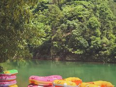 -安吉龙王山峡谷漂流