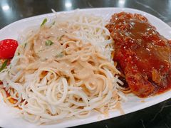 洋葱大排冷面-王家沙点心店(南京西路总店)