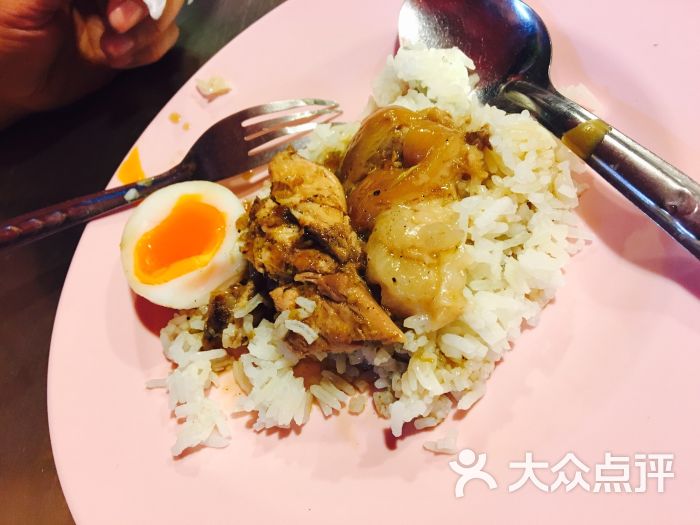 凤飞飞猪脚饭图片 - 第1张