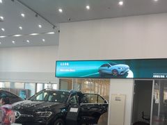 -天津波士信达奔驰4S店(卫津南路店)