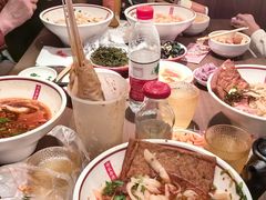 -顺溜·手工刀削面·黑金店(铜锣湾店)