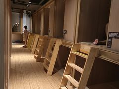 -陆地游轮西山温泉号