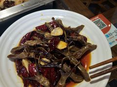 -张大胡子鱼头火锅酒楼(长益路店)
