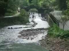 -重庆神龙峡漂流