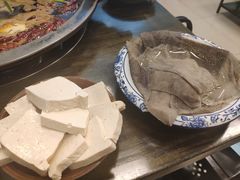 -黄潇洒老火锅(九眼桥宏济巷店)