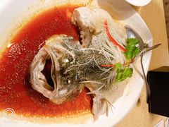 清蒸鲈鱼-铜锣湾·有麝自然香(重庆新天地店)