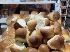 -秀云俄罗斯列巴屋(军星小区店)