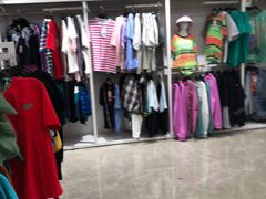 -BIGOFFS 超级折扣(仁恒伊势丹店)