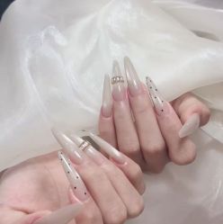 -今玥美甲美睫