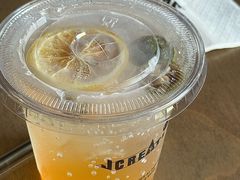 -J Create城市露营咖啡·简餐·宠物(上海动物园店)