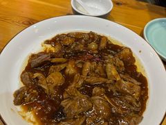 黄焖牛肉-肘子酥·天津菜·特色捞面(德云社店)