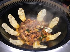 鲜虾鲍鱼鸡-锅来乐地锅鸡(安亭店)