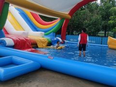 -季高兔窝窝亲子园(上海薰衣草公园店)