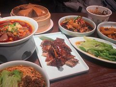 -全牛匠·乐山跷脚牛肉(西单华威约饭街店)