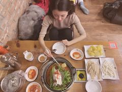 -喇喇排骨火锅·传统韩式脊骨汤(望京西园总店)