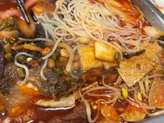 -在巷子里的烤肉店·螺蛳粉烤鱼·牛蛙(和美城店)