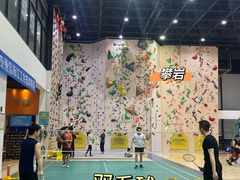 -锐菲特游泳体育健身中心(滨江店)