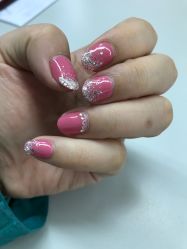 -小红楼美甲美容中心